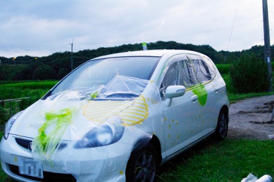 営業車ペイント中